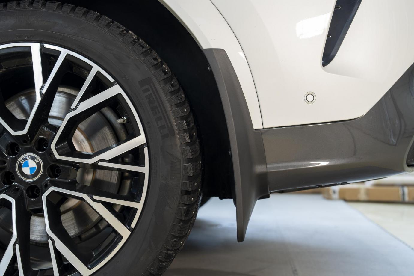 Брызговики на BMW X6 G06