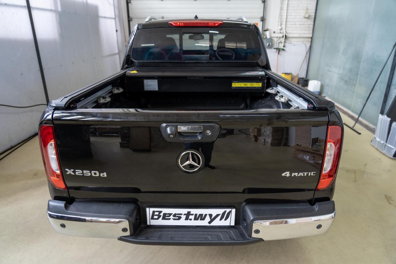 Mercedes X-class