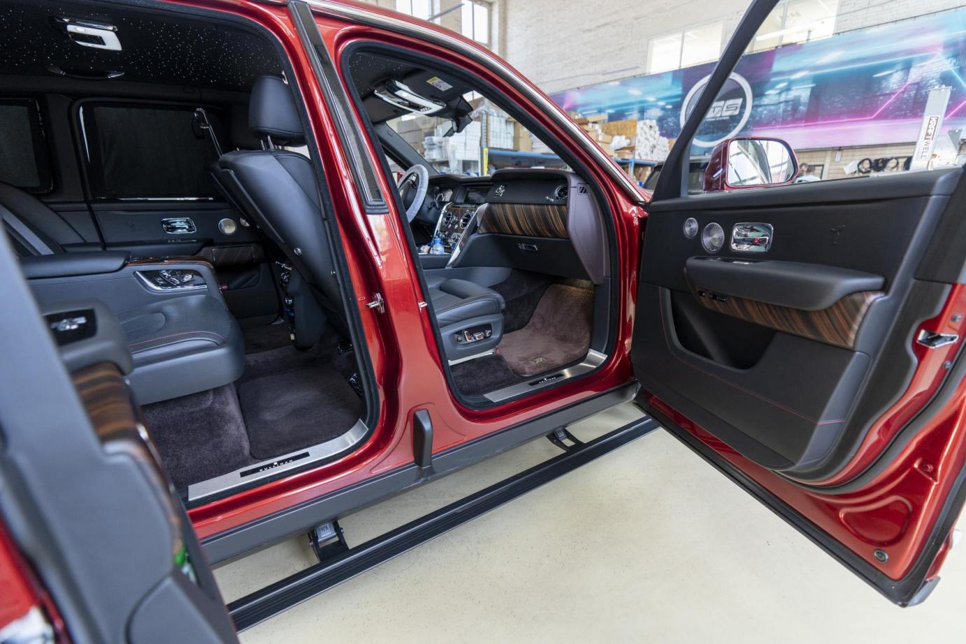 Rolls-Royce RED gallery