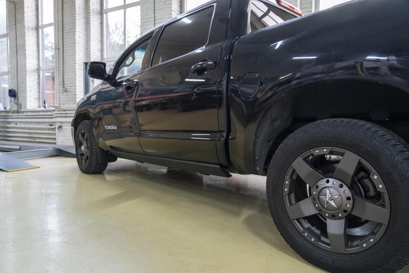 Toyota Tundra gallery