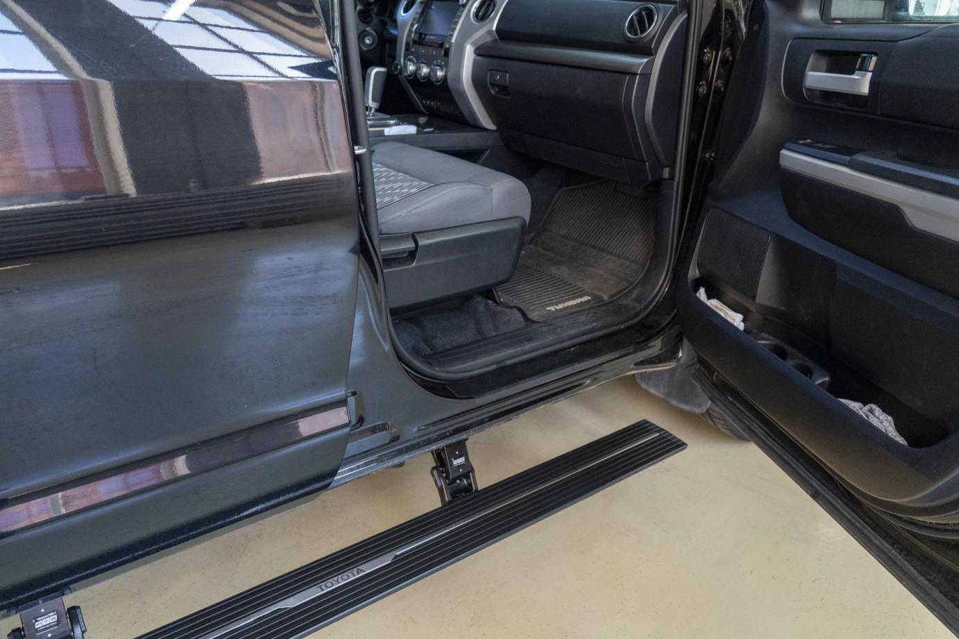 Toyota Tundra 2 gallery