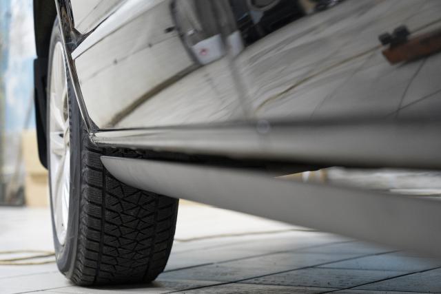 Установка выдвижных электропорогов ATS на Volkswagen Multivan T6