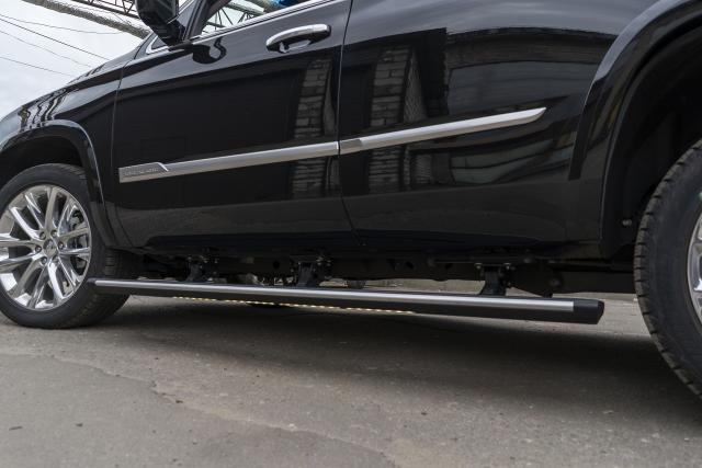 Установка выдвижных электропорогов ATS на Cadillac Escalade
