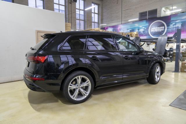 Выдвижные электрические пороги ATS на Audi Q7 2019 - 2022