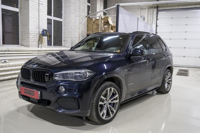 Выдвижные электрические пороги ATS на BMW X5 F15
