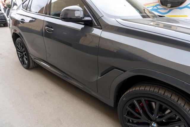 Выдвижные электрические пороги ATS на BMW X6 G06 Рестайлинг