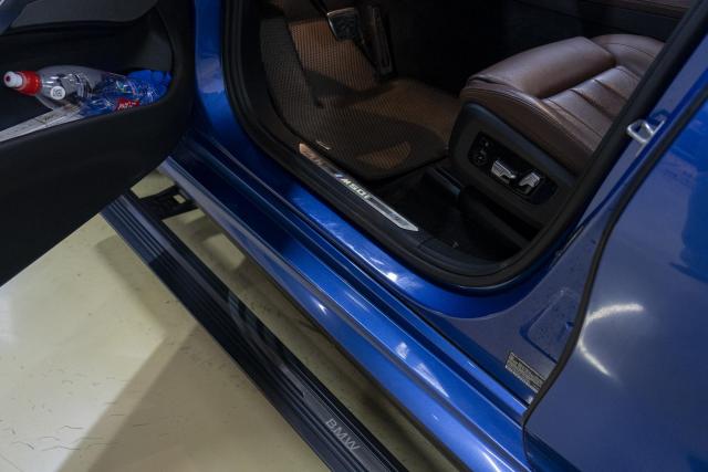 Выдвижные электрические пороги ATS на BMW X6 G06