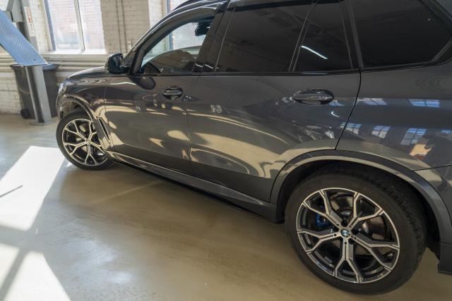 Выдвижные электрические пороги ATS на BMW X5 G05