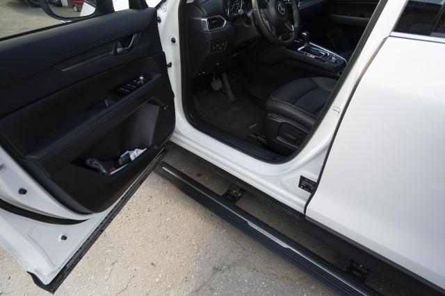 Выдвижные электрические пороги ATS на Mazda CX-5 II