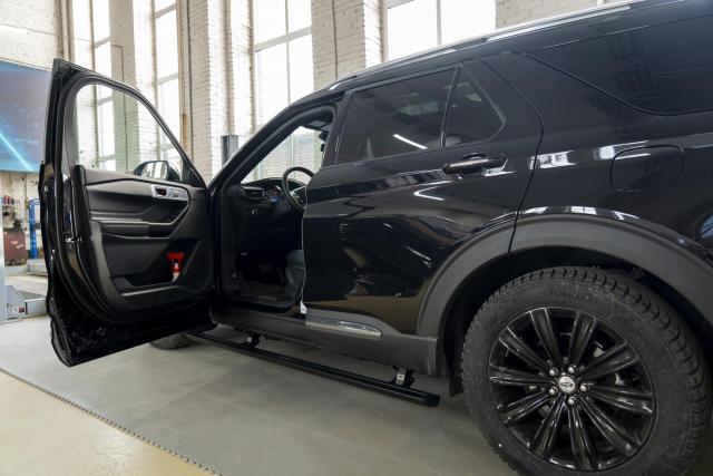 Выдвижные электрические пороги ATS на FORD EXPLORER VI