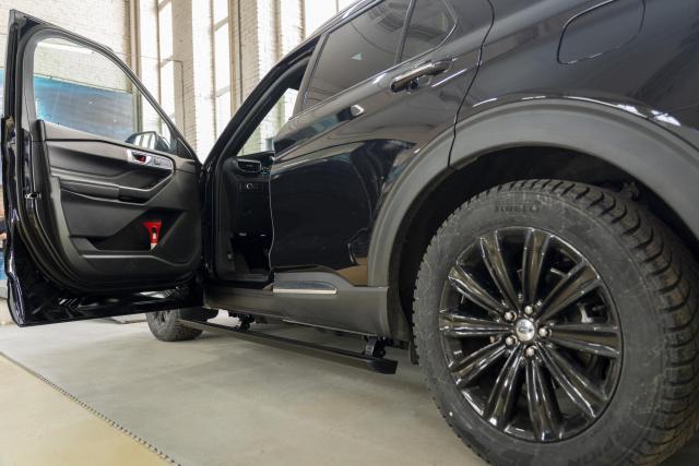 Выдвижные электрические пороги ATS на FORD EXPLORER VI