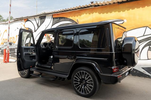 Выдвижные электрические пороги ATS на Mercedes-Benz G-class