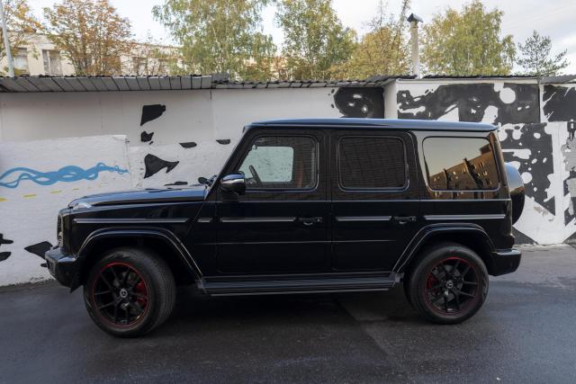 Выдвижные электрические пороги ATS на Mercedes-Benz G-class