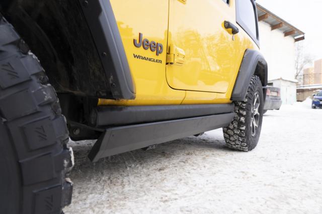 Установка выдвижных электропорогов ATS на Jeep Wrangler 3d
