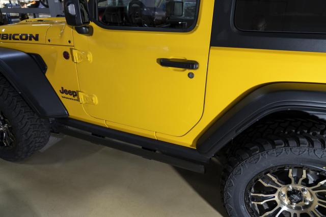 Установка выдвижных электропорогов ATS на Jeep Wrangler 3d