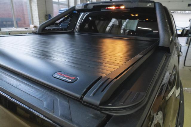 Электрическая крышка кузова Bestwyll на Toyota Tundra II