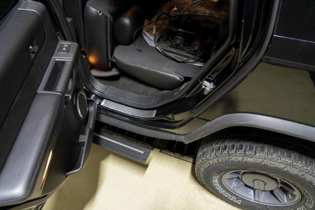 Выдвижные электрические пороги ATS на  Hummer H2