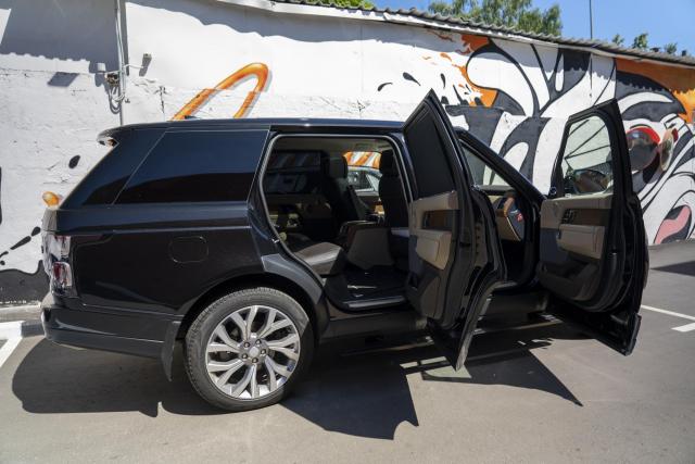 Установка выдвижных электропорогов ATS на Range Rover Vogue Long