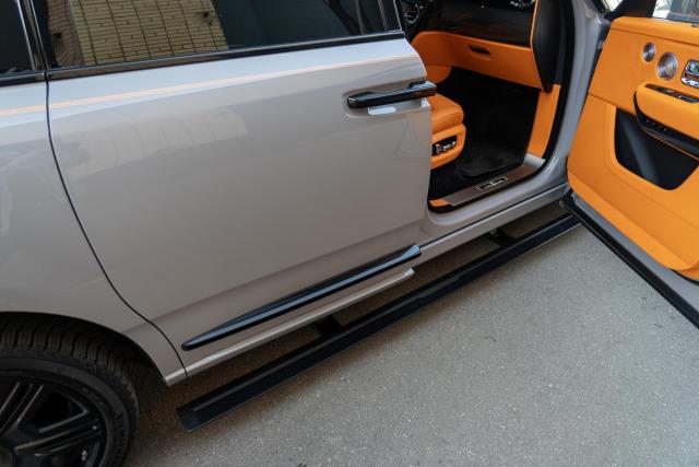 Выдвижные электрические пороги ATS на Rolls-Royce Cullinan Series II
