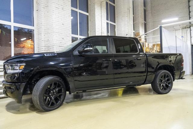Выдвижные электрические пороги ATS на Dodge Ram IV
