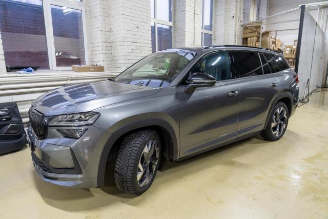 Выдвижные электрические пороги ATS на Skoda Kodiaq II