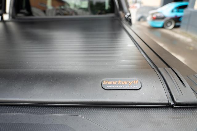 Электрическая крышка кузова Bestwyll на Toyota Tundra III