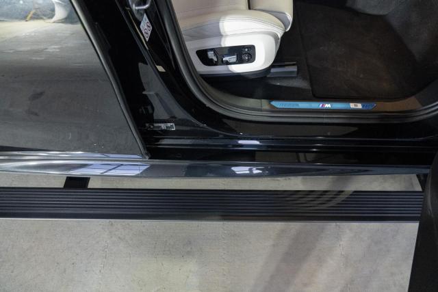 Выдвижные электрические пороги ATS на BMW X6 G06 Рестайлинг