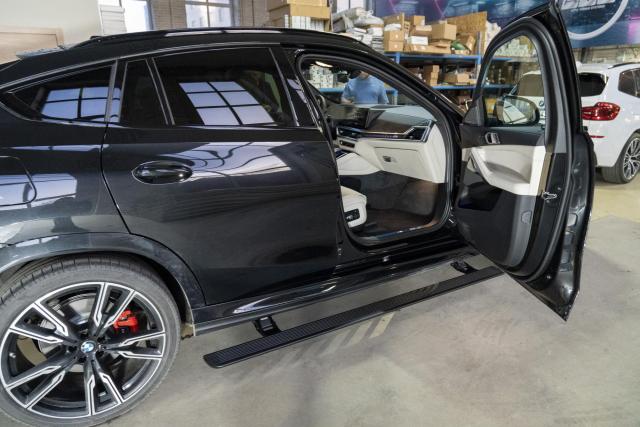 Выдвижные электрические пороги ATS на BMW X6 G06 Рестайлинг